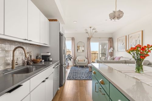 apt-205-400 Herron Dr, Nashville, TN, 37210-4649 | Card Image