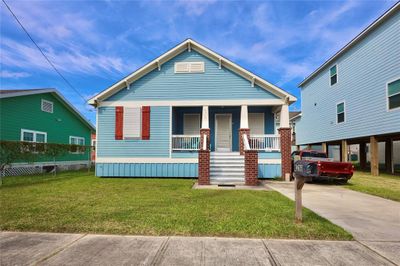 4316 Ball, House other with 4 bedrooms, 3 bathrooms and null parking in Galveston TX | Image 1