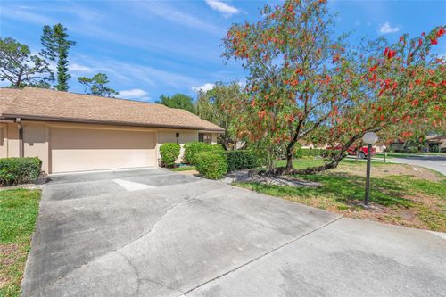 25-4688 Oak Hollow Drive, Sarasota, FL, 34241 | Card Image