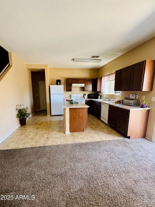 9423 W Sheridan St, Phoenix, AZ, 85037-4338 | Card Image