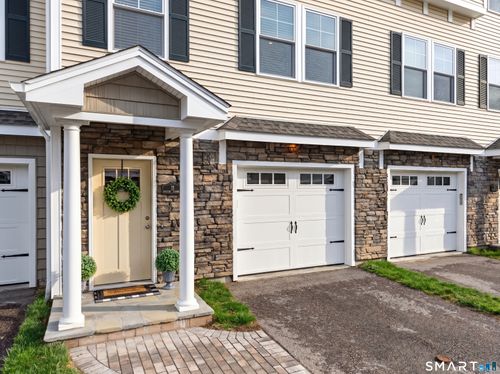 11-11 Village Xing, Niantic, CT, 06357-2362 | Card Image