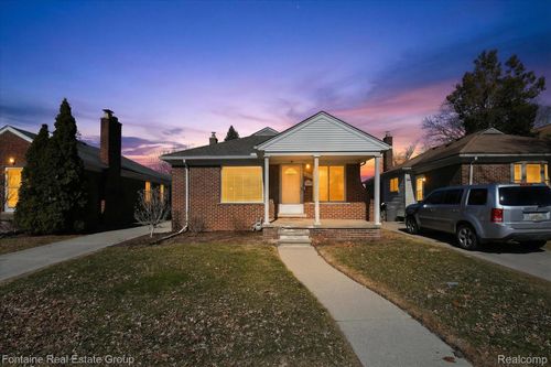 23640 Hollander St, Dearborn, MI, 48128-1210 | Card Image