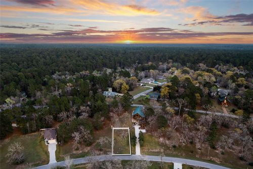 29 Lakecrest Lane, Huntsville, TX, 77340 | Card Image
