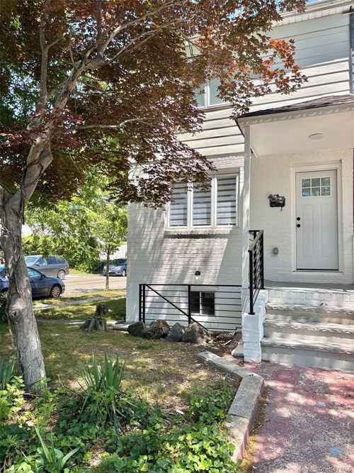 344 Beach 12th St, Far Rockaway, NY, 11691-5527 | Card Image