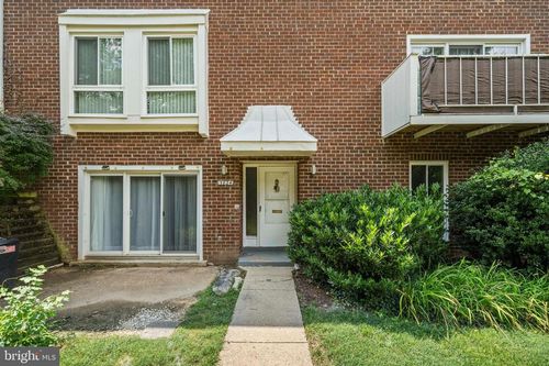 3824 Persimmon Cir, FAIRFAX, VA, 22031-4119 | Card Image