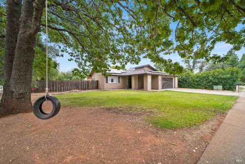 3703 Harrow Ct, Redding, CA, 96002-3233 | Card Image