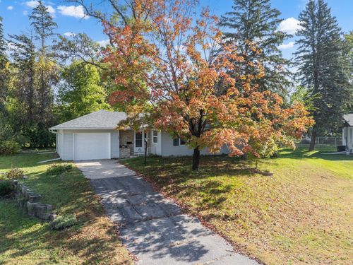 1337 6th St Se, Rochester, MN, 55904-4914 | Card Image