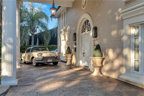 5555 Marcia Ave, New Orleans, LA, 70124-1054 | Card Image