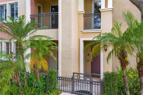 107-3055 Nw 126th Ave, Sunrise, FL, 33323-6332 | Card Image