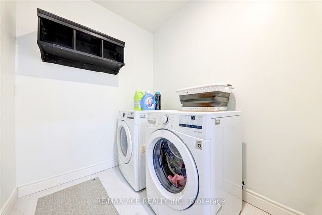 82 Warnford Cir, House other with 7 bedrooms, 5 bathrooms and 4 parking in Ajax ON | Image 19