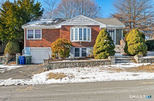 77 Alexander Ave, Bridgeport, CT, 06606-4414 | Card Image