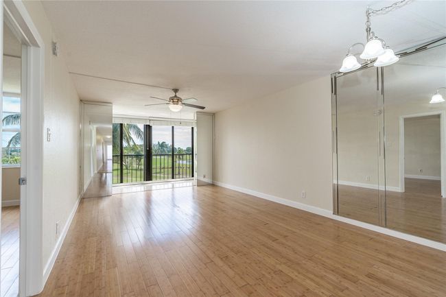 APT-403A - 8900 Washington Blvd, Condo with 1 bedrooms, 2 bathrooms and null parking in Pembroke Pines FL | Image 12