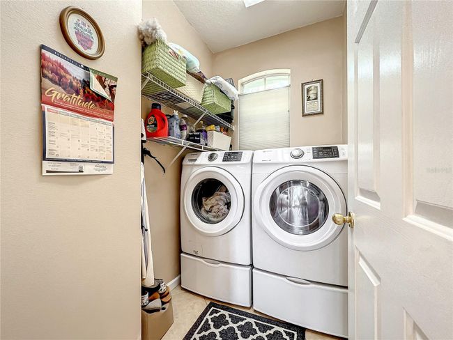 13333 Via Roma Cir, House other with 3 bedrooms, 2 bathrooms and null parking in CLERMONT FL | Image 39
