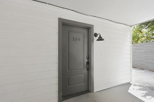 104-4633 Fairmount St, Dallas, TX, 75219-1129 | Card Image