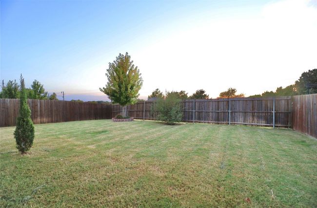 5705 Petunia Ln, House other with 4 bedrooms, 4 bathrooms and null parking in Rowlett TX | Image 25