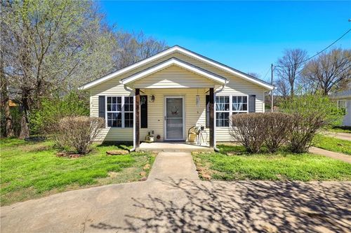222 E 13th St, Fayetteville, AR, 72701-6627 | Card Image