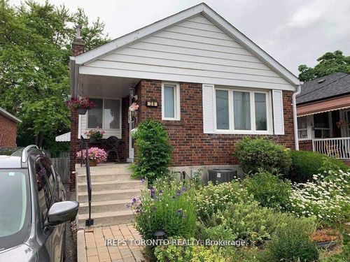 38 Tiago Ave, East York, ON, M4B2A1 | Card Image