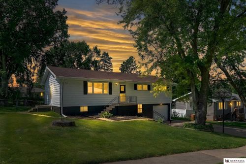 1705 Terry Avenue, Bellevue, NE, 68005 | Card Image