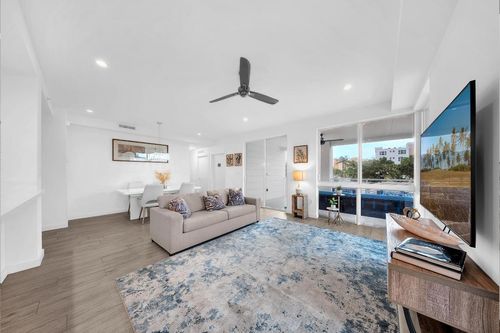 303-51 Se 19th Avenue, Deerfield Beach, FL, 33441 | Card Image