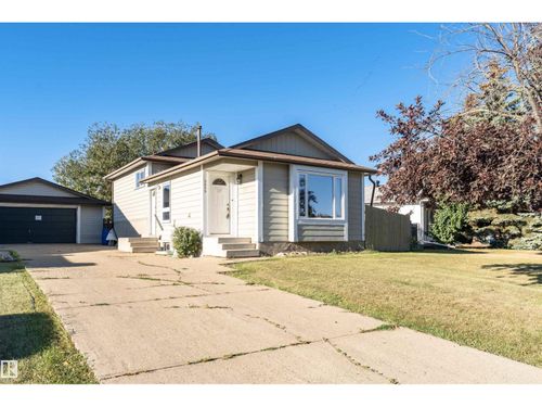 9009 102 Ave, Morinville, AB, T8R1B5 | Card Image