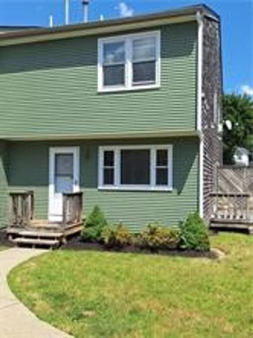 c-34 Manchester St, West Warwick, RI, 02893-4054 | Card Image