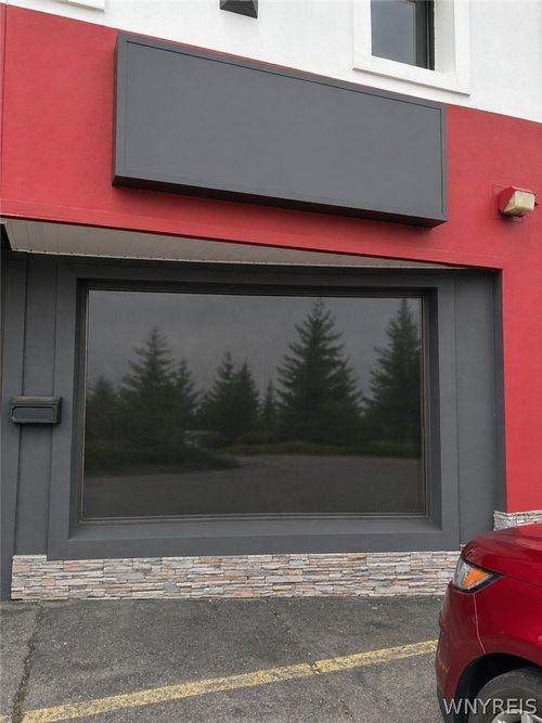 3973 Harlem Rd, Amherst, NY, 14226-4705 | Card Image