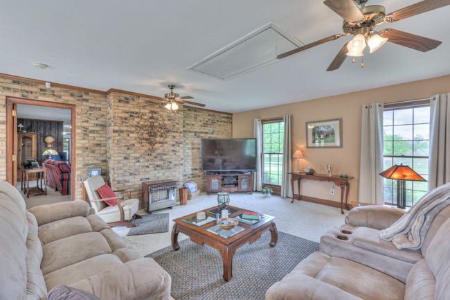 den or gameroom | Image 39