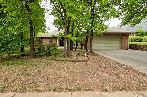 2500 Ashebury Way, Edmond, OK, 73034-5895 | Card Image