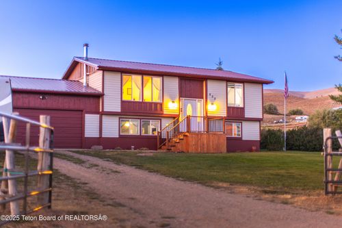 800 Bailey Loop, La Barge, WY, 83123-5029 | Card Image