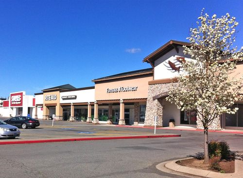 937a-959 Ne D St, Grants Pass, OR, 97526-2320 | Card Image