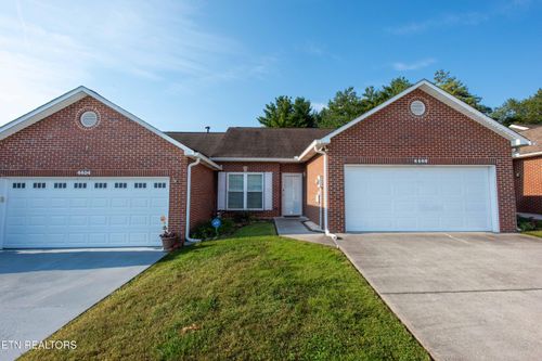 4406 Greenfern Way, Knoxville, TN, 37912-4429 | Card Image