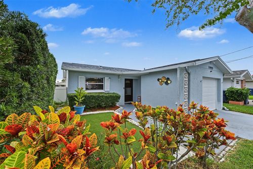 5106 Blue Heron Dr, New Port Richey, FL, 34652-4402 | Card Image