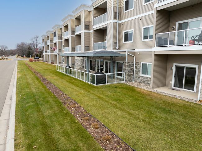 Patio Area | Image 33