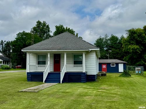 600 E Roosevelt Ave, Du Quoin, IL, 62832-2034 | Card Image