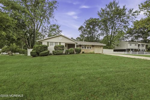 1006 Amethyst Dr, Toms River, NJ, 08753-7906 | Card Image