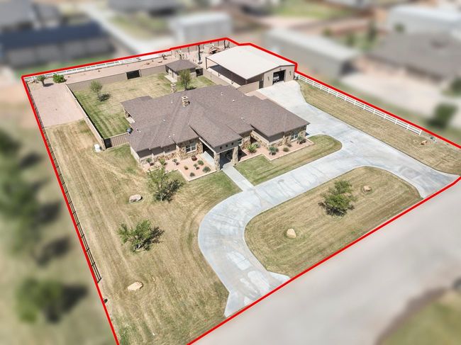 7113 E County Road 114, House other with 4 bedrooms, 4 bathrooms and 3 parking in Midland TX | Image 94