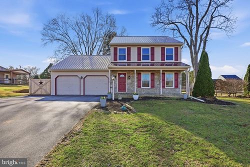 824 Ridge Ave, ATGLEN, PA, 19310-9435 | Card Image