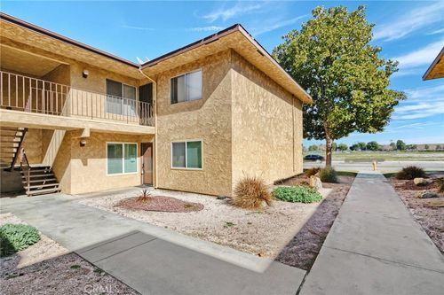 42935 15th St W, Lancaster, CA, 93534-8810 | Card Image