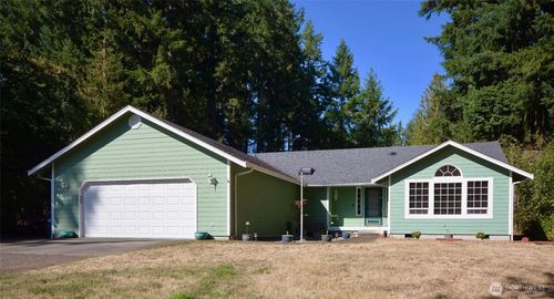 16205 Lindsay Rd Se, Yelm, WA, 98597-8515 | Card Image