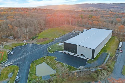 1 Distribution Drive, Wallkill, NY, 12721 | Card Image