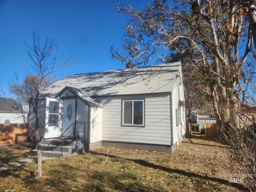 514 N 11th St, Nyssa, OR, 97913-3273 | Card Image