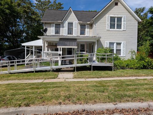 261 Fox Street, Lapeer, MI, 48446 | Card Image