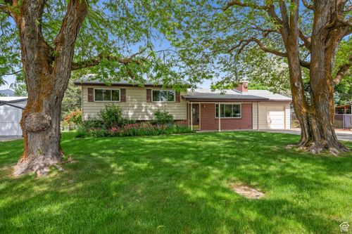 6015 S Lakeside Dr, Murray, UT, 84121-1706 | Card Image