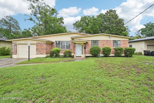 7437 Ortega Hills Dr, Jacksonville, FL, 32244-4633 | Card Image