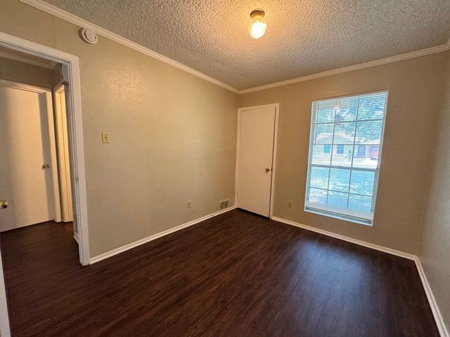 1107 Spearson Ln, House other with 3 bedrooms, 2 bathrooms and 2 parking in Austin TX | Image 19
