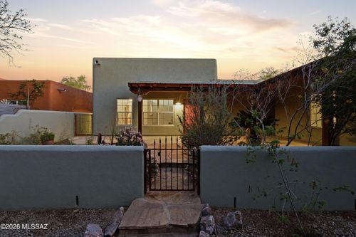 10523 E John Mcnair Place, Tucson, AZ, 85747 | Card Image