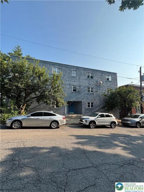 301-715 E 7th St, BETHLEHEM, PA, 18015-3444 | Card Image