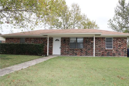 122 Southside Dr, Sanger, TX, 76266-6601 | Card Image