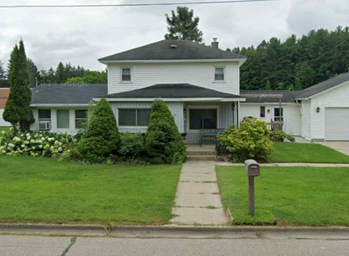 515 W Bridge St, Big Rapids, MI, 49307-1319 | Card Image