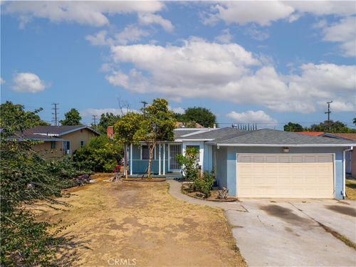 115 S Tamarisk Ave, Rialto, CA, 92376 | Card Image